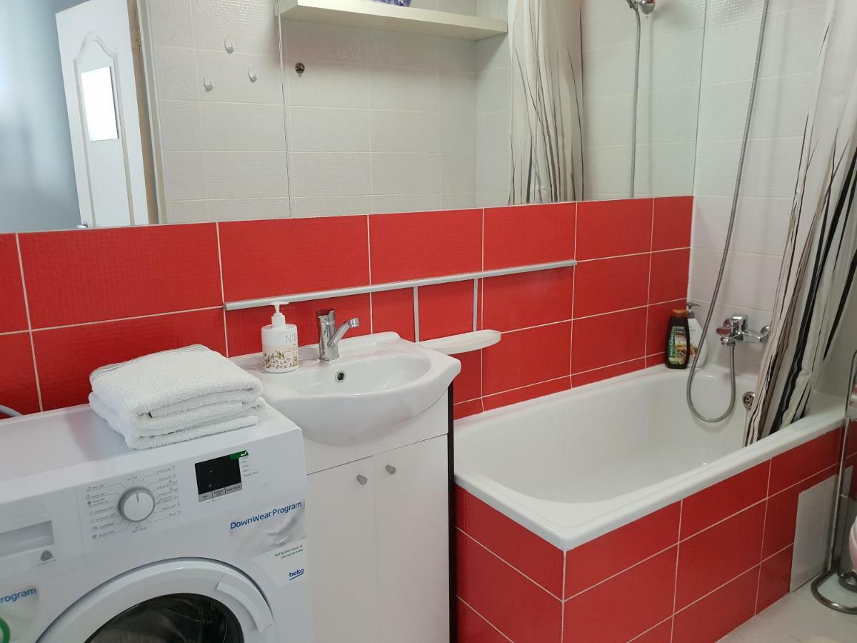Cozy One Bedroom Apartment In Old Town Вилнюс Екстериор снимка