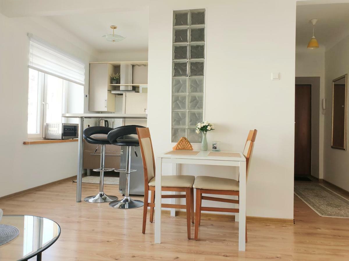 Cozy One Bedroom Apartment In Old Town Вилнюс Екстериор снимка